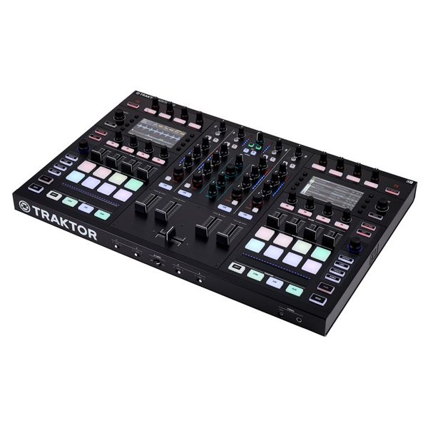 bia2pani- dj - taraktor -traktor s8 - شرکت بیا تو پیانو نماینده رسمی محصولات نیتیو در ایران